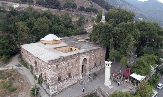 Manisa Ulu Camii ve Külliyesi